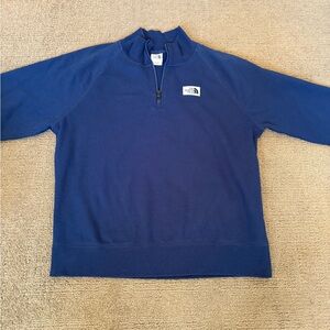 The North Face women’s Zip-Up Sweater in Navy